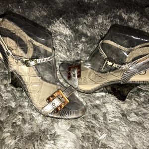 Carlos Santana Heels